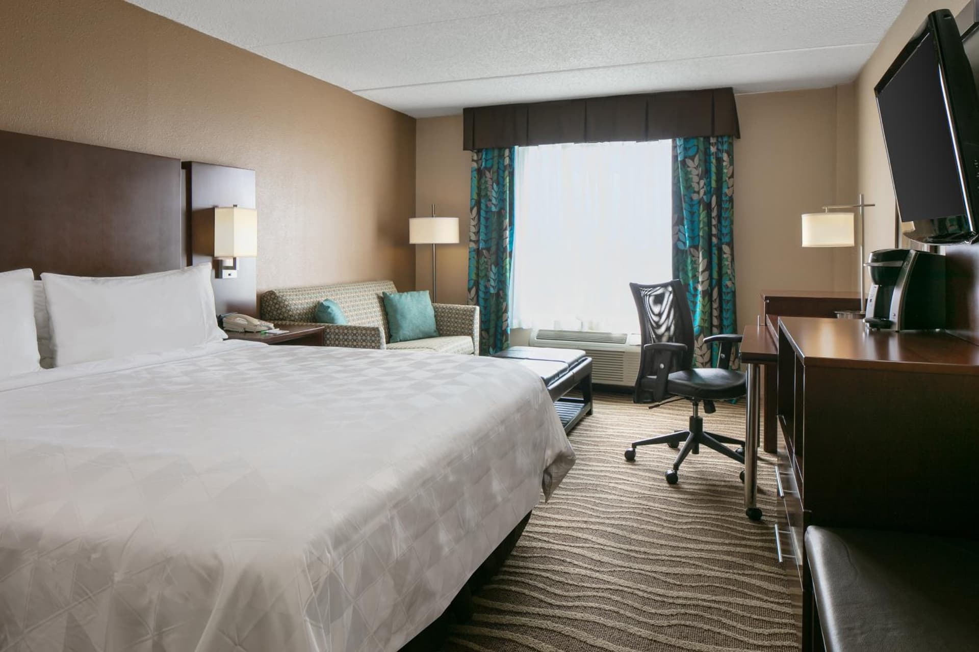 Holiday Inn Hotel & Suites Overland Park-West by IHG gallery photo in Overland Park, KS — image 37