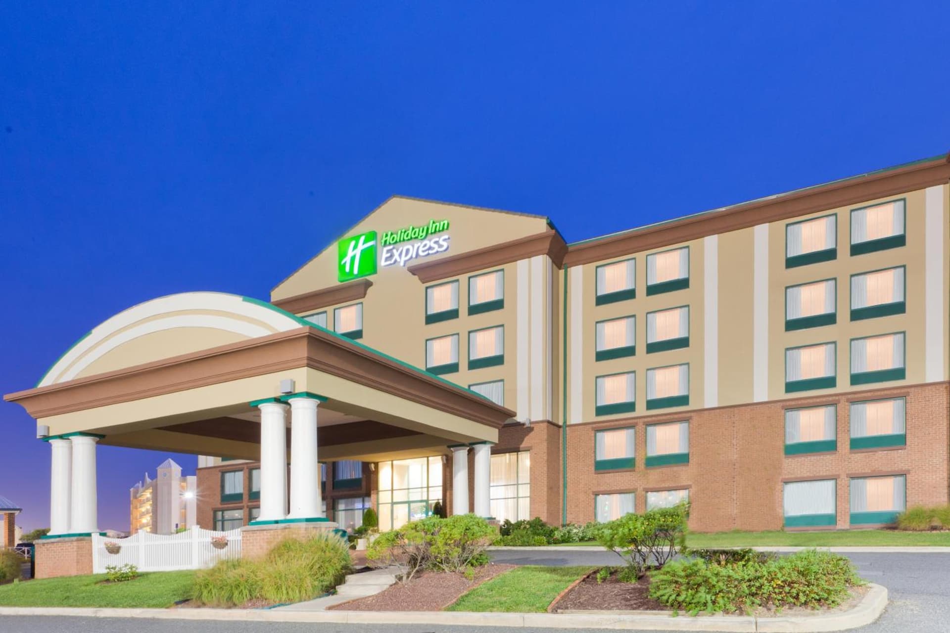 Holiday Inn Express & Suites - Ocean City by IHG gallery photo in Ocean City, MD — image 15