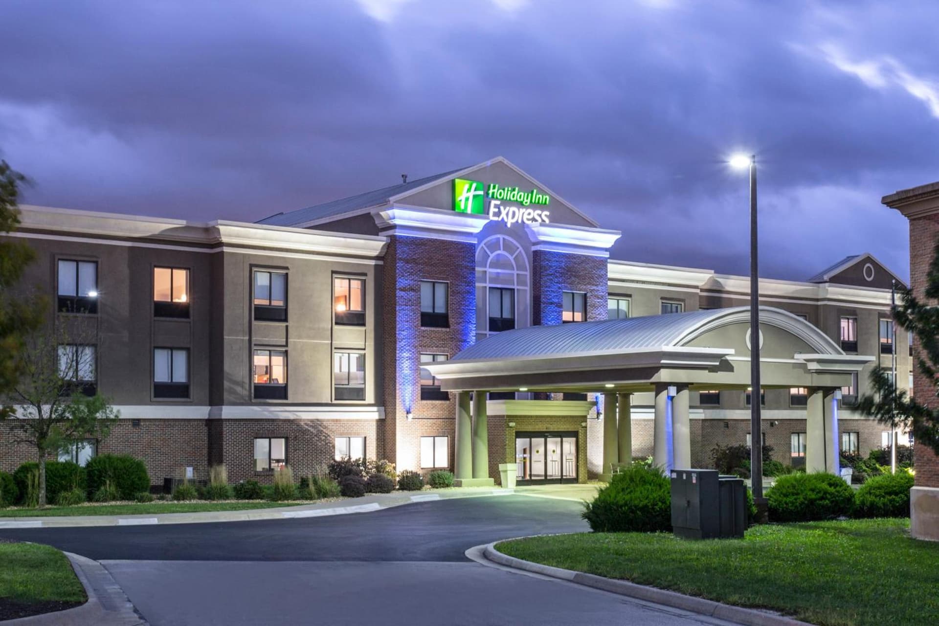 Holiday Inn Express Kansas City - at the Legends! by IHG gallery photo in Kansas City, KS — image 31