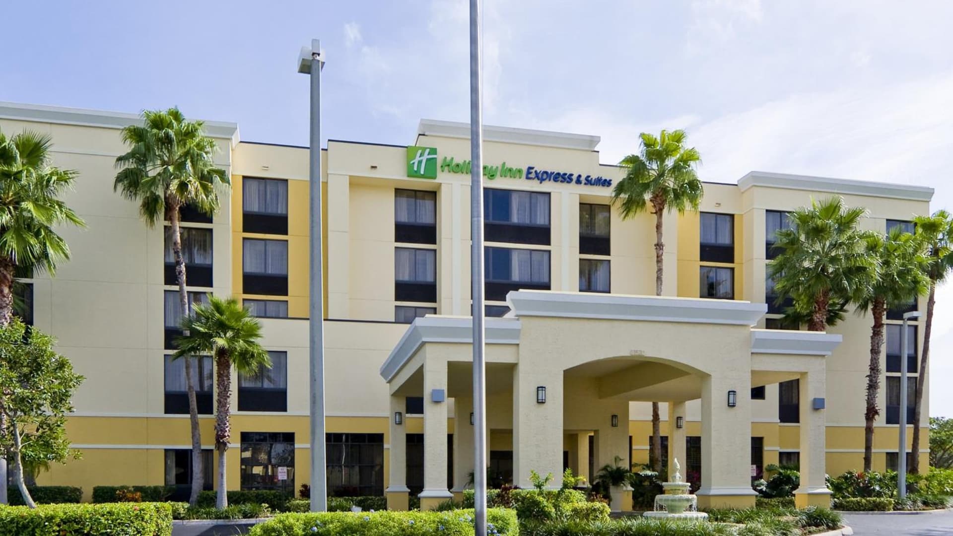 Holiday Inn Express Hotel & Suites Kendall East-Miami by IHG featured exterior or lobby in Kendall, FL — similar hotel