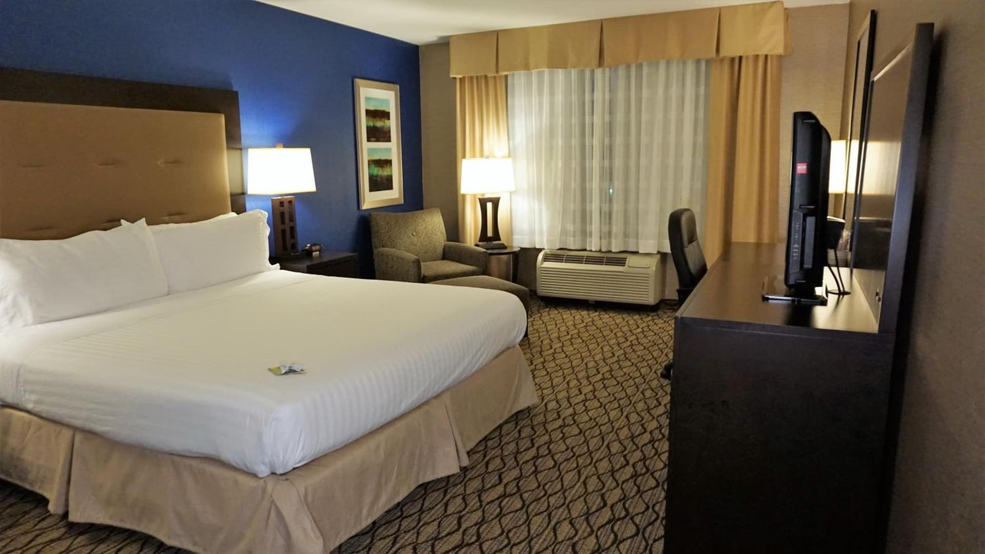 Holiday Inn Express & Suites Gibson by IHG gallery photo in New Milford — image 43