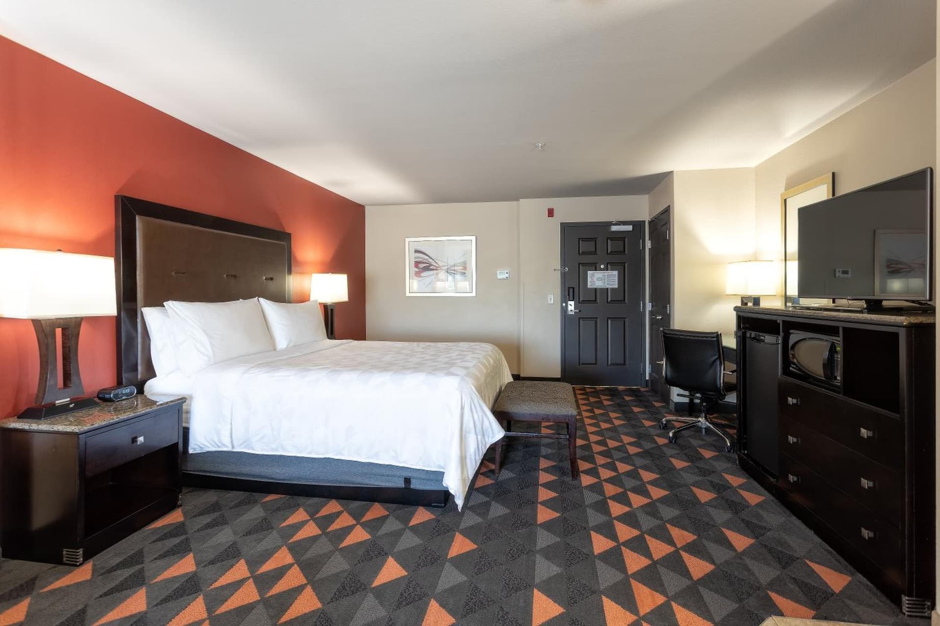 Holiday Inn Oceanside Marina Camp Pendleton by IHG property views in Oceanside, CA — gallery photo 3