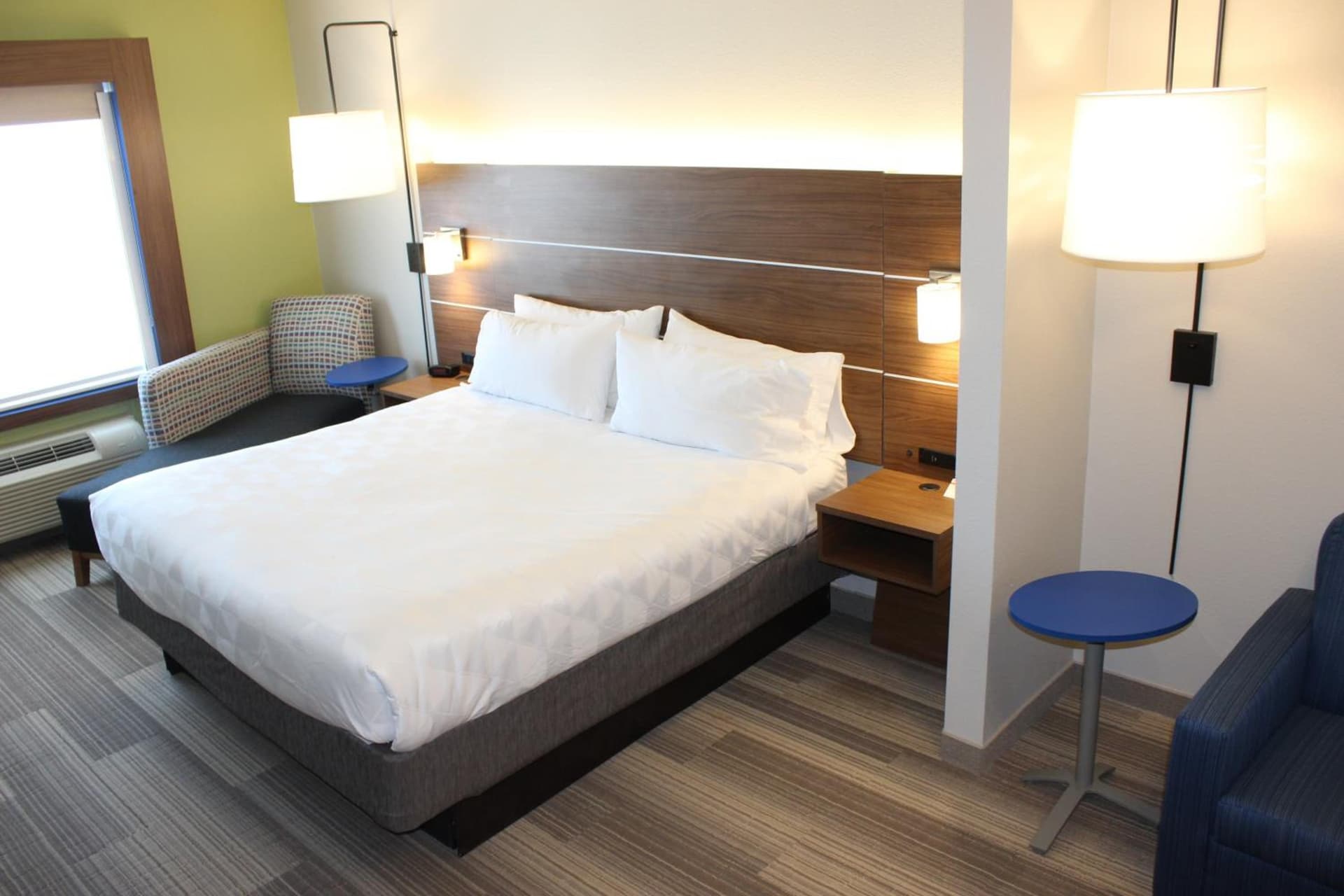 Holiday Inn Express Hotel & Suites Mansfield by IHG gallery photo in Mansfield, TX — image 7