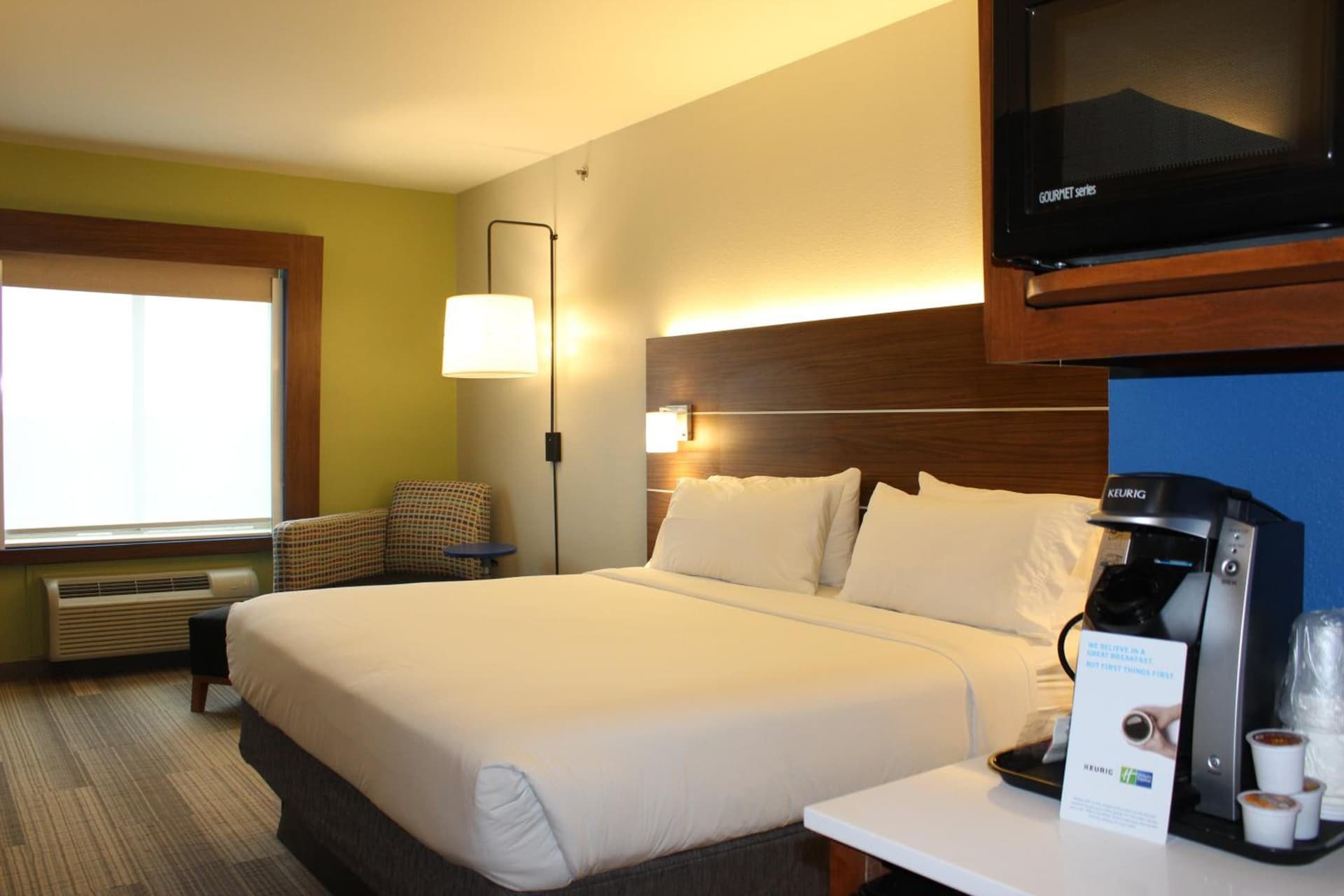 Holiday Inn Express Hotel & Suites Mansfield by IHG gallery photo in Mansfield, TX — image 66