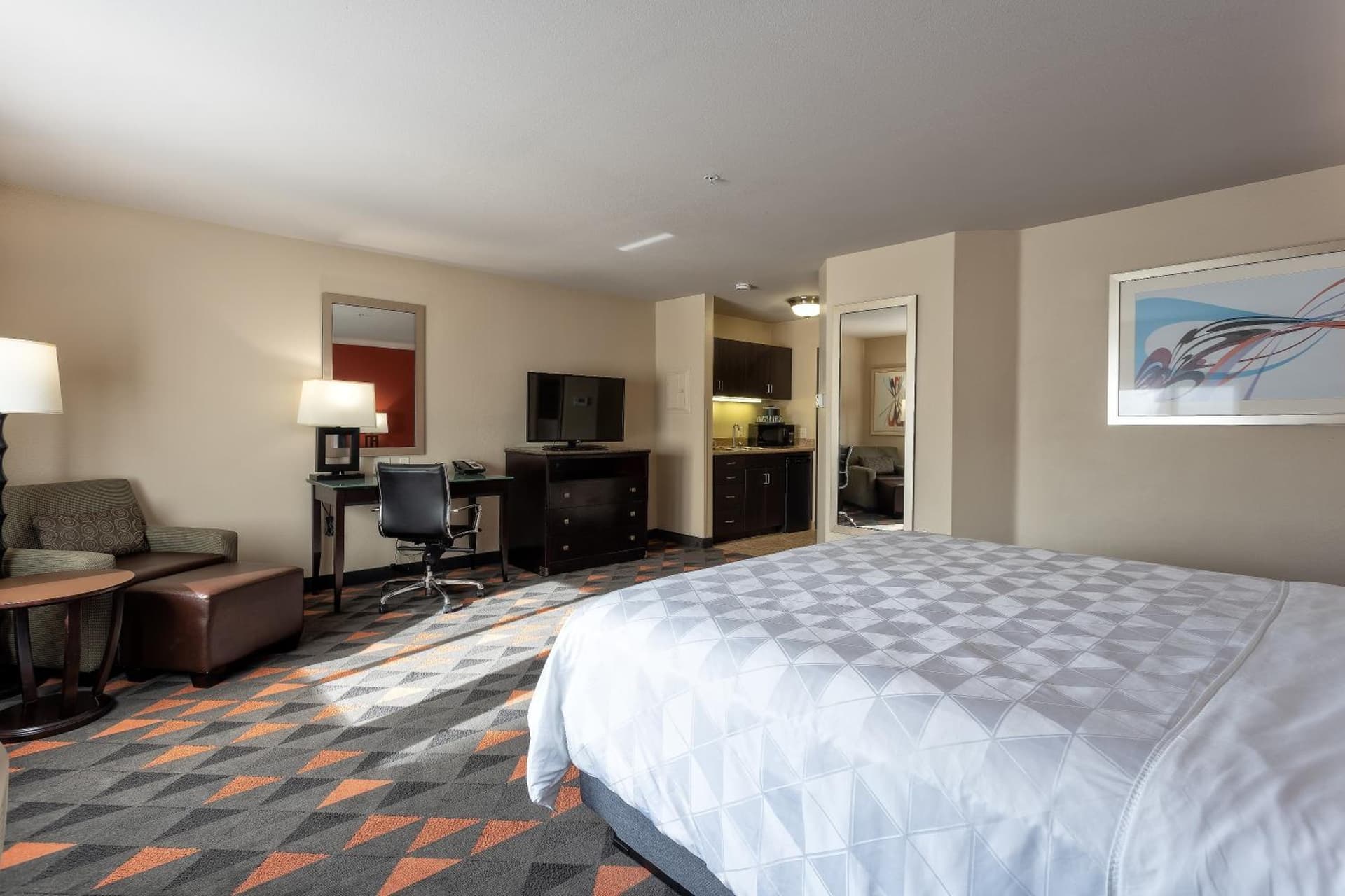 Holiday Inn Oceanside Marina Camp Pendleton by IHG gallery photo in Oceanside, CA — image 4