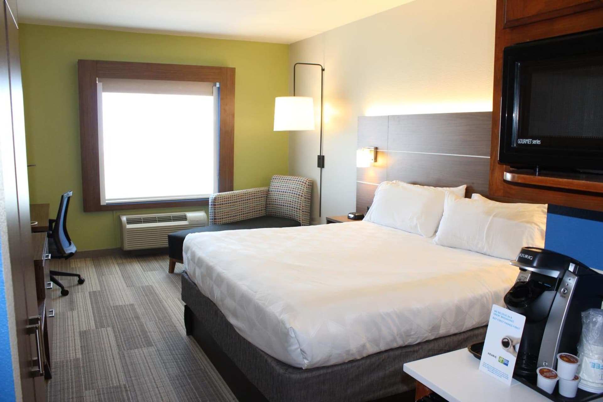 Holiday Inn Express Hotel & Suites Mansfield by IHG gallery photo in Mansfield, TX — image 38