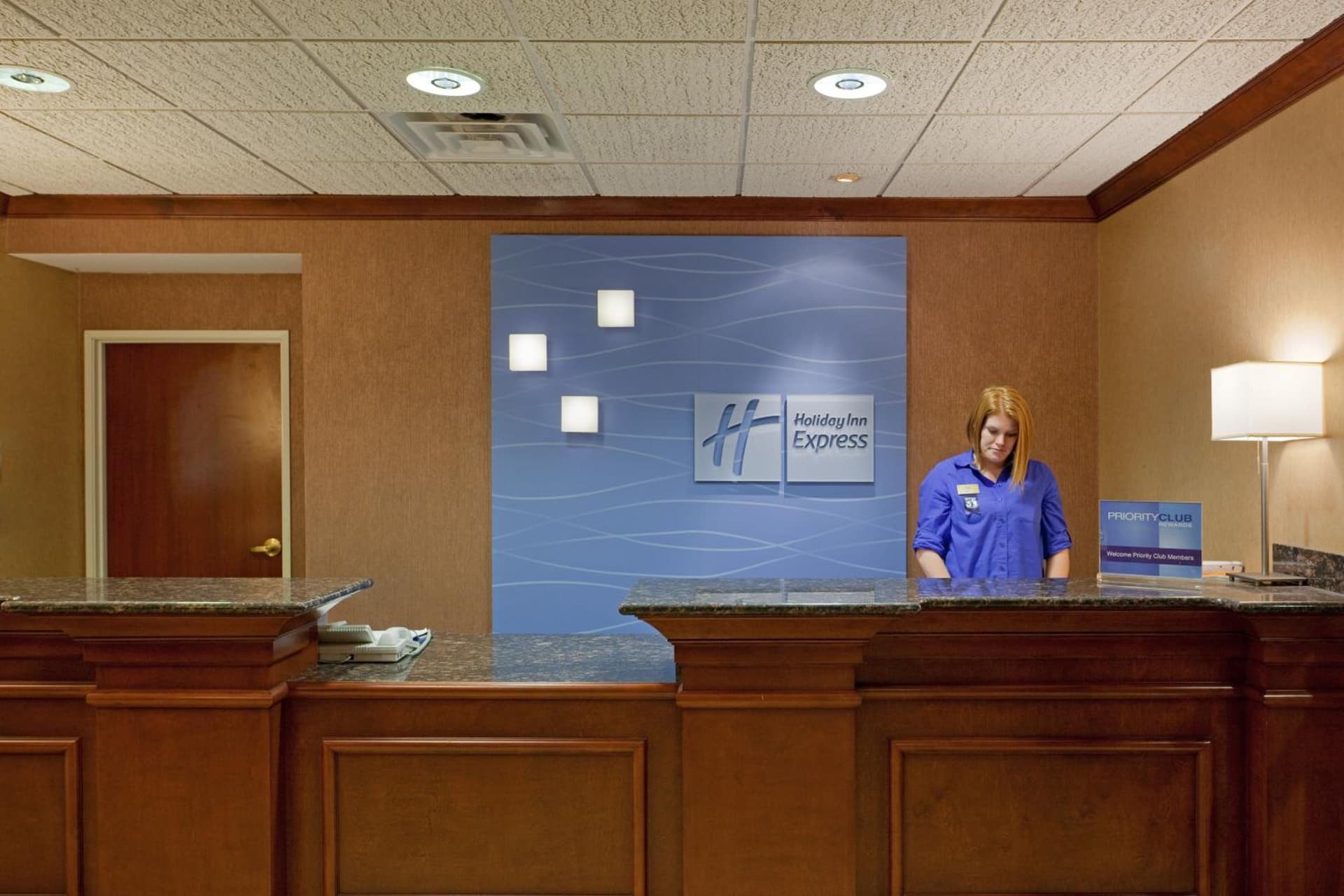 Holiday Inn Express Hotel & Suites Manchester - Airport by IHG gallery photo in Manchester, NH — image 37