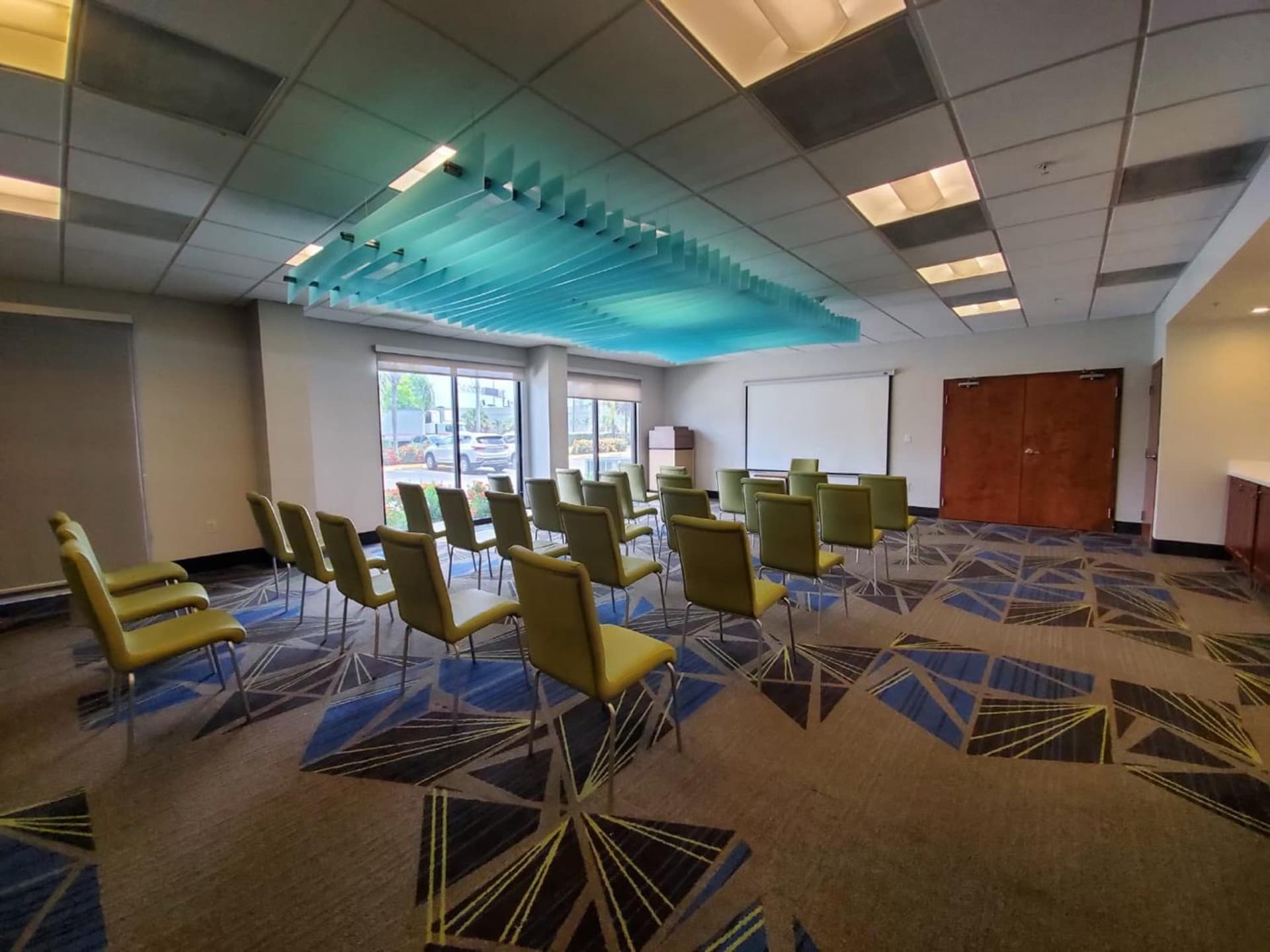 Holiday Inn Express & Suites Miami - Hialeah by IHG gallery photo in Hialeah, FL — image 22