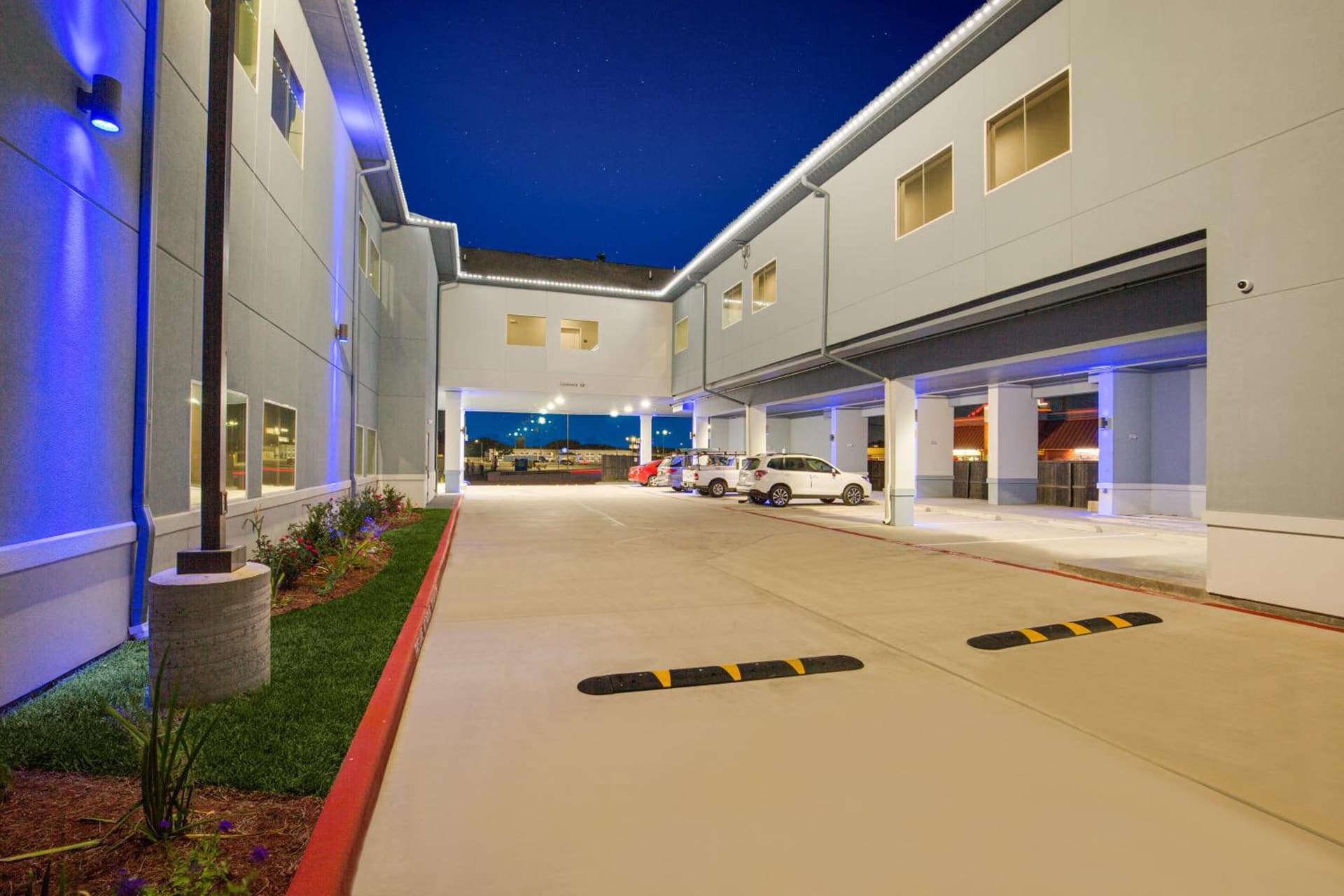 Scottish Inns & Suites Houston, TX property views in Houston, TX — gallery photo 3