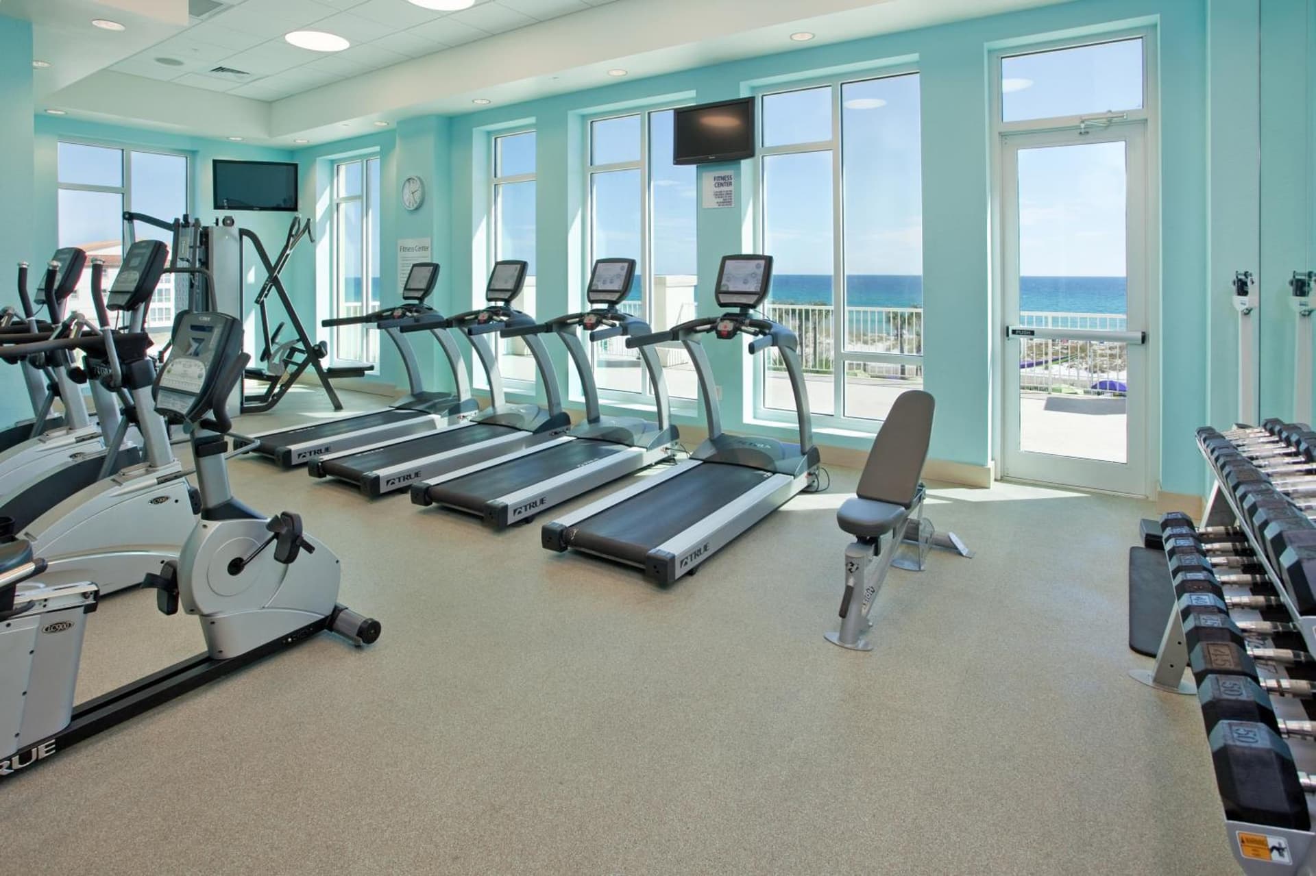 Holiday Inn Resort Pensacola Beach Gulf Front by IHG gallery photo in Pensacola Beach, FL — image 7