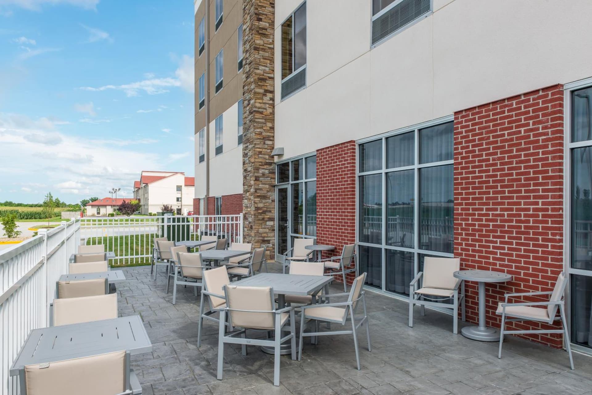 Holiday Inn Express Troy by IHG gallery photo in Troy, IL — image 23