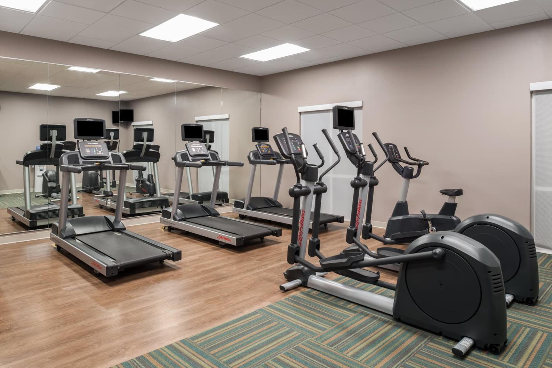 Holiday Inn Express Troy by IHG gallery photo in Troy, IL — image 15