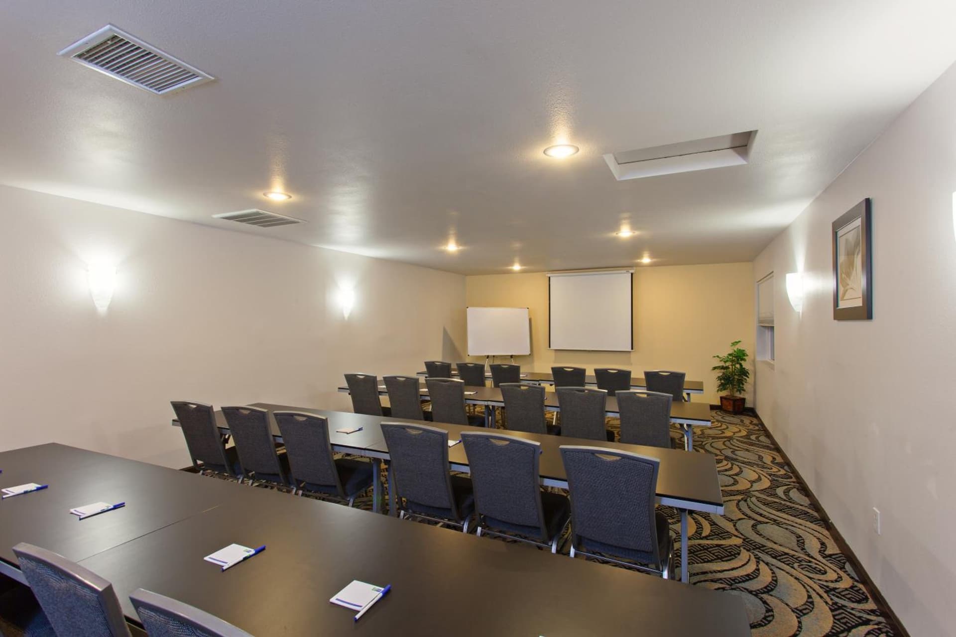 Holiday Inn Express Temecula by IHG gallery photo in Temecula, CA — image 7
