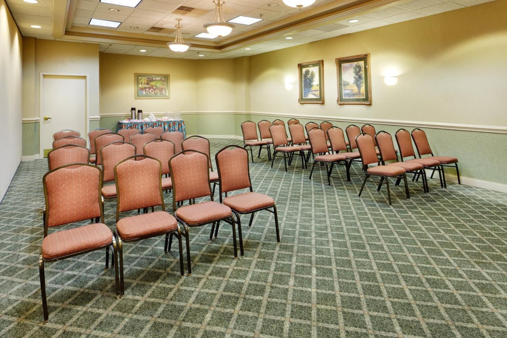 Burrstone Inn, an Ascend Collection Hotel gallery photo in Utica, NY — image 103