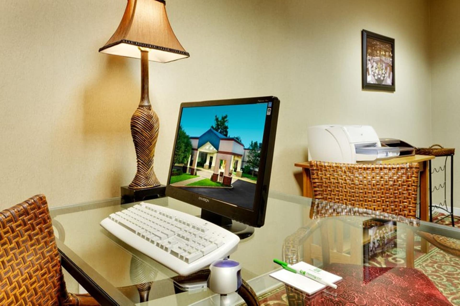 Burrstone Inn, an Ascend Collection Hotel gallery photo in Utica, NY — image 47