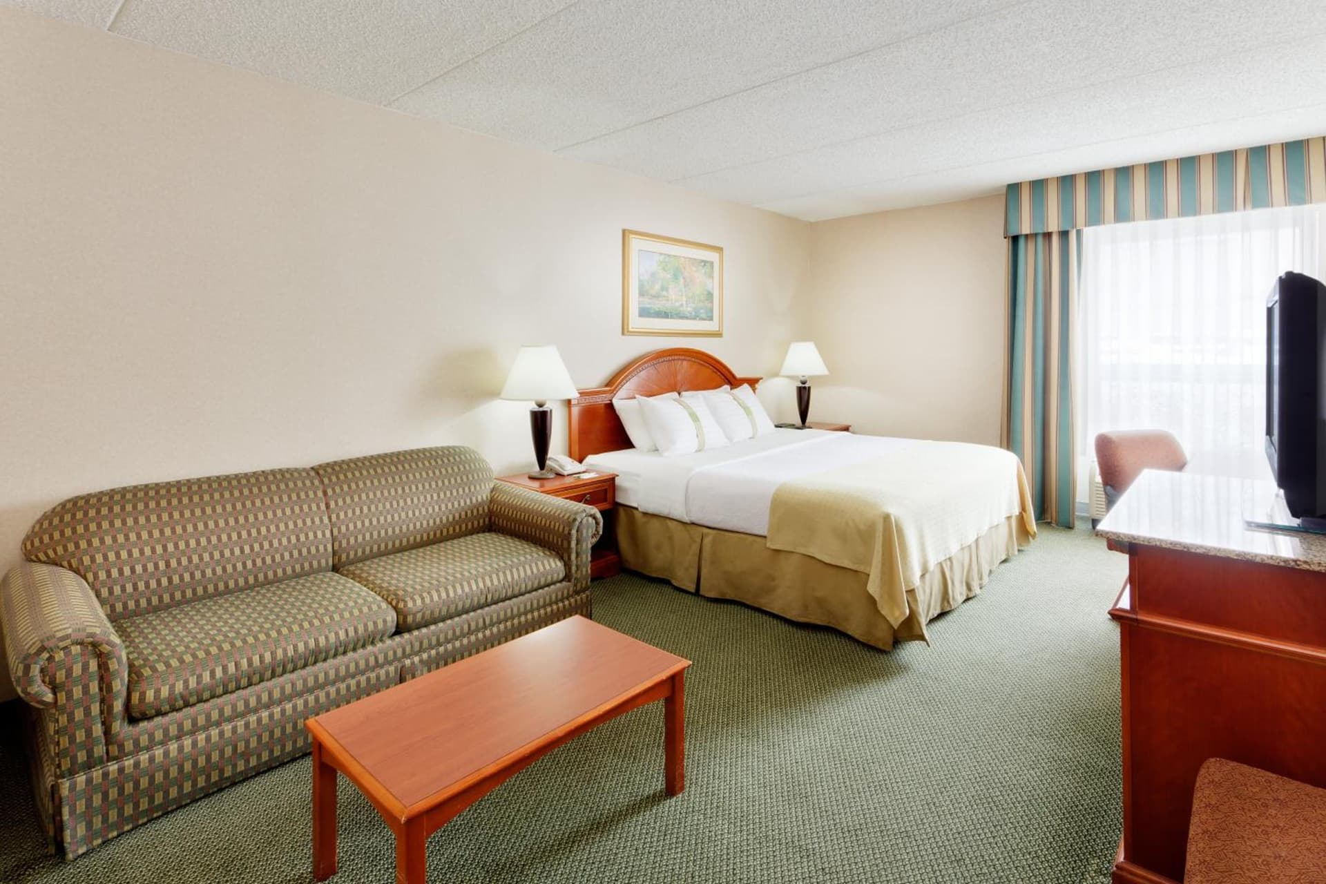 Burrstone Inn, an Ascend Collection Hotel gallery photo in Utica, NY — image 55