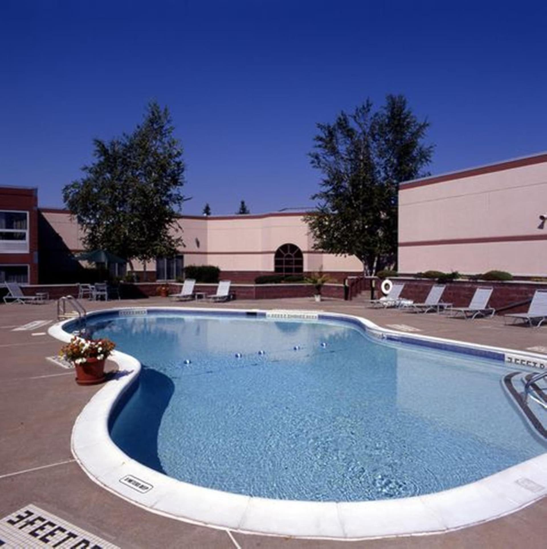 Burrstone Inn, an Ascend Collection Hotel gallery photo in Utica, NY — image 40