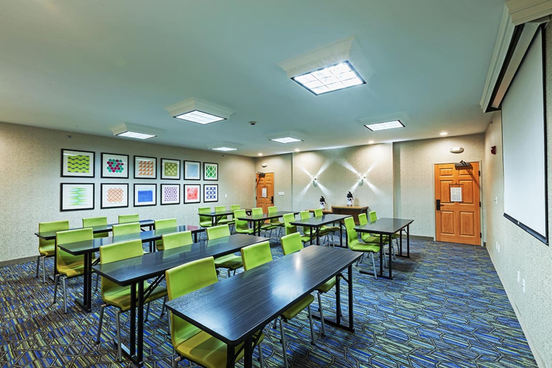 Holiday Inn Express & Suites Tulsa S Broken Arrow Hwy 51 by IHG gallery photo in Broken Arrow, OK — image 14