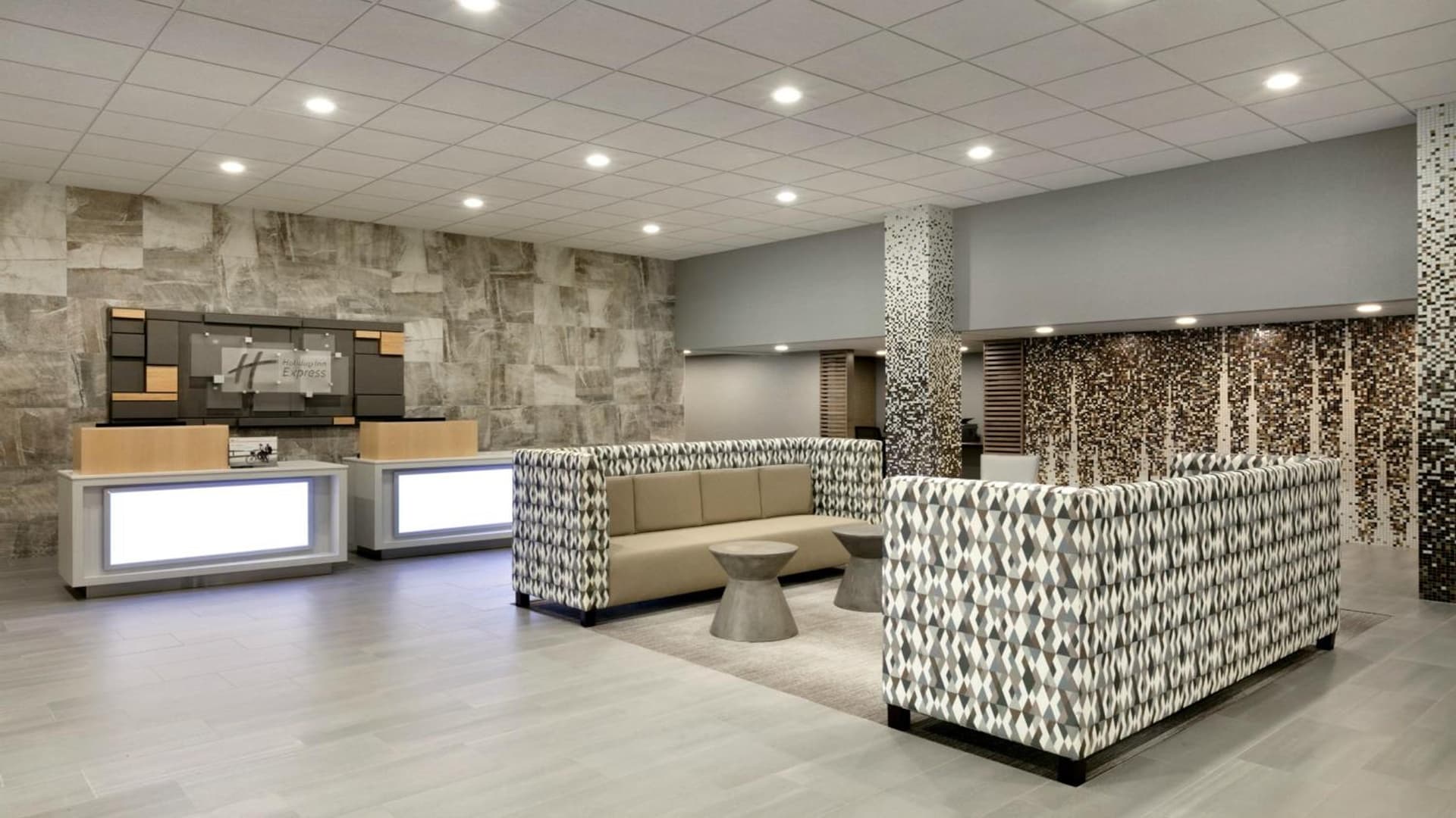 Holiday Inn Express - Williamsburg Busch Gardens Area by IHG gallery photo in Williamsburg, VA — image 27