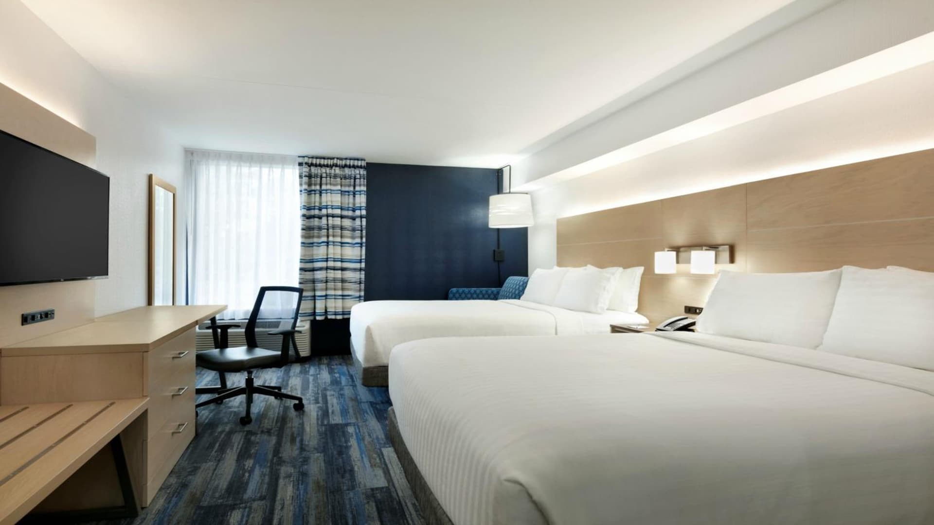 Holiday Inn Express - Williamsburg Busch Gardens Area by IHG gallery photo in Williamsburg, VA — image 40
