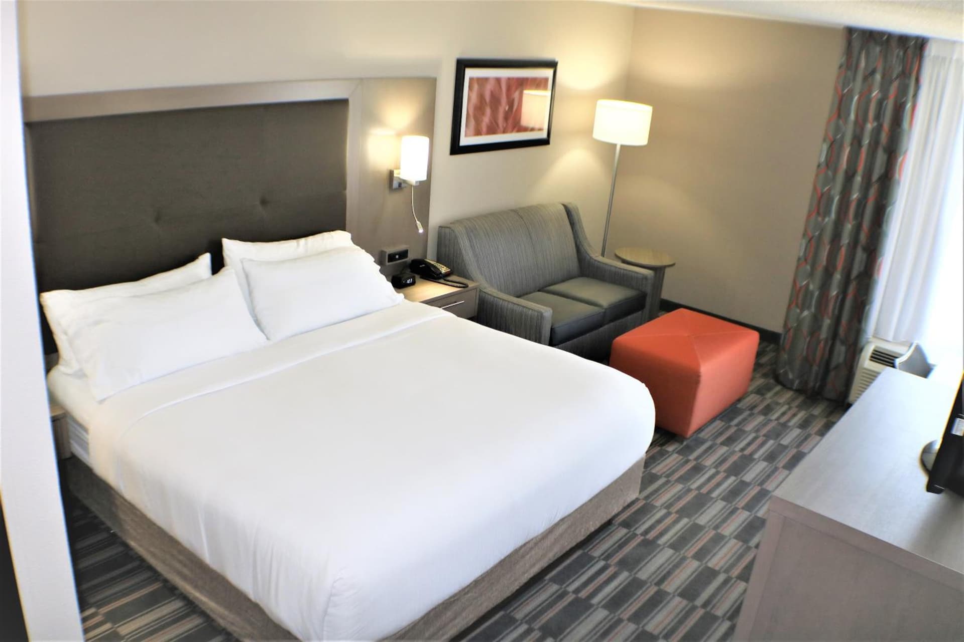 Holiday Inn Express Woodstock-Shenandoah Valley by IHG gallery photo in Woodstock, VA — image 19
