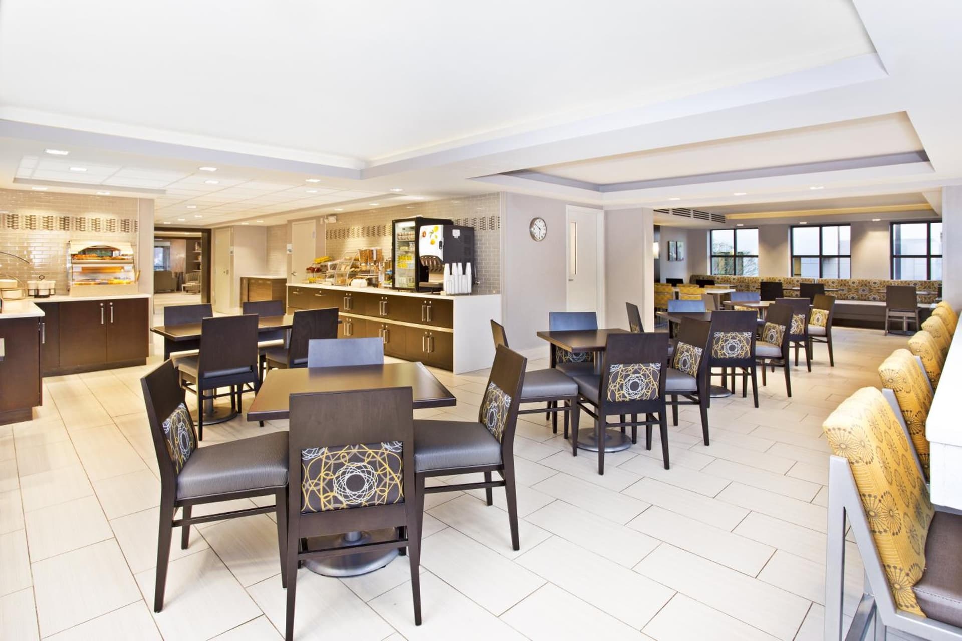 Holiday Inn Express Boston-Waltham by IHG gallery photo in Waltham, MA — image 4