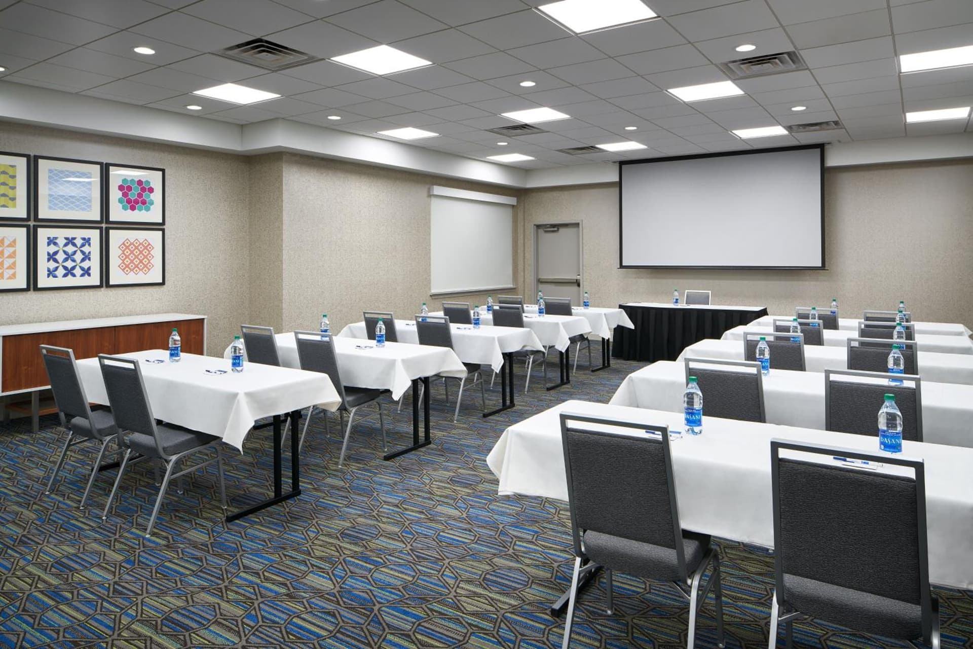Holiday Inn Express - Richmond Downtown by IHG gallery photo in Richmond, VA — image 13
