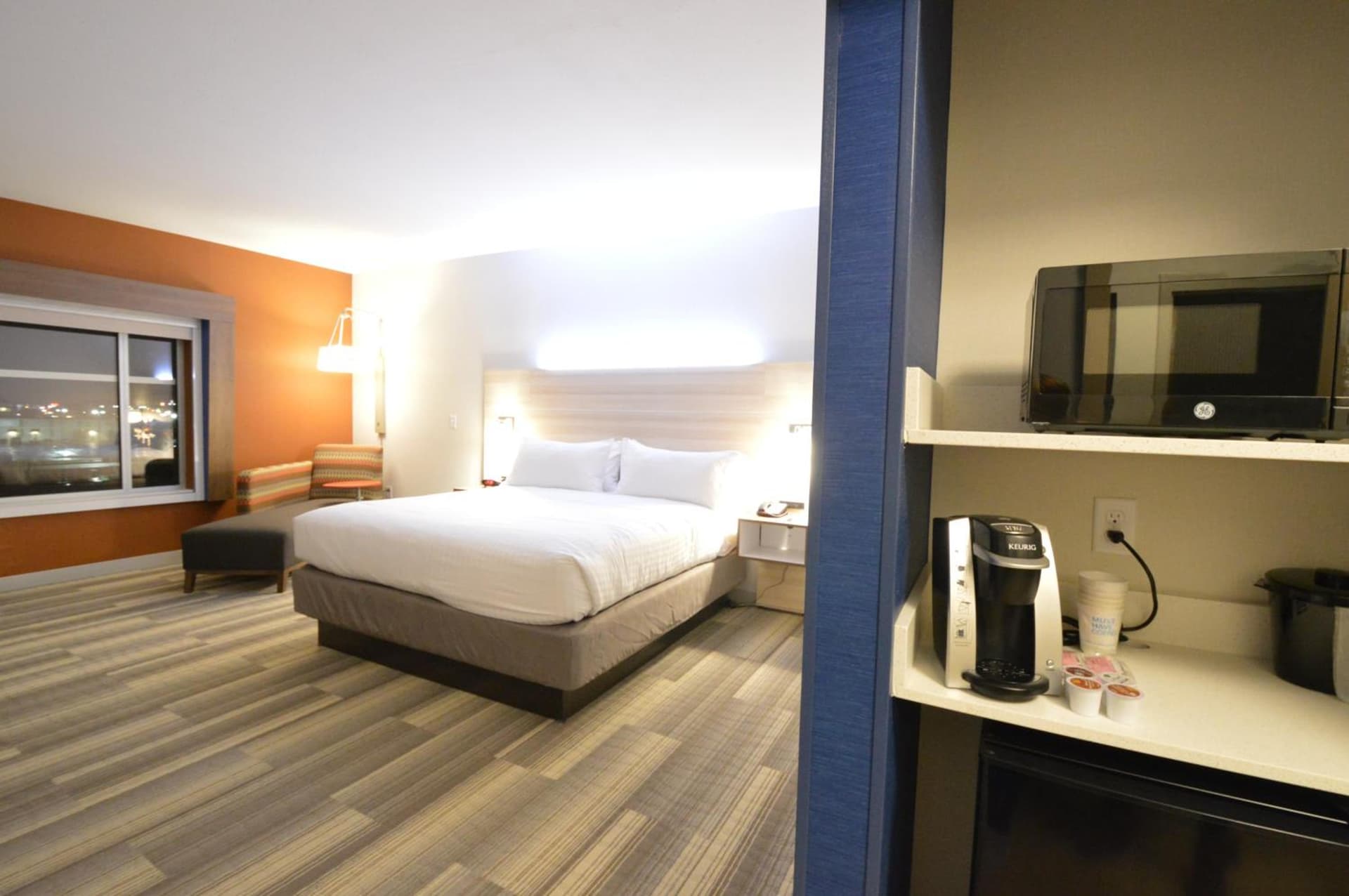 Holiday Inn Express & Suites Toledo West by IHG gallery photo in Toledo, OH — image 11