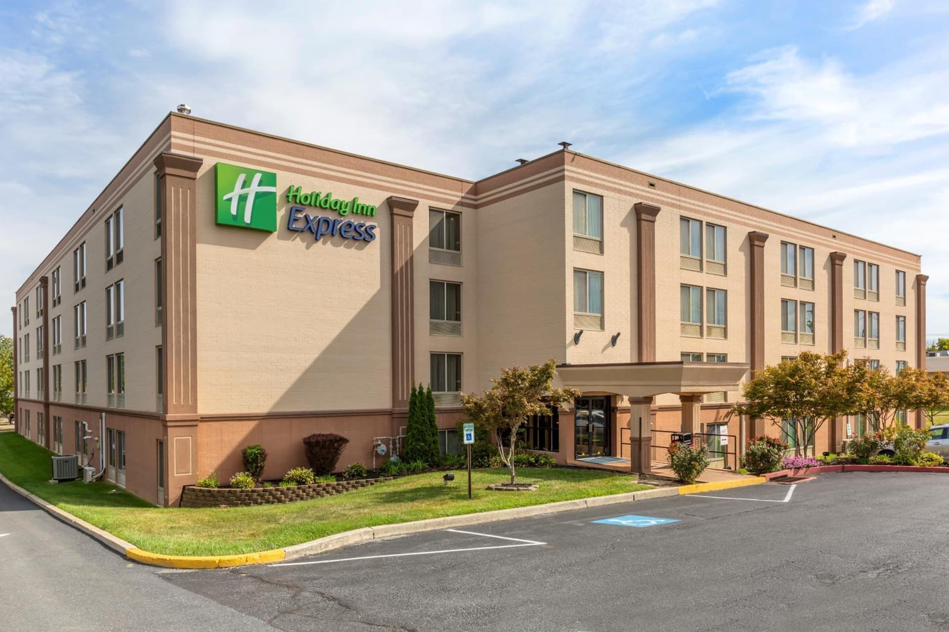 Holiday Inn Express Harrisburg SW - Mechanicsburg by IHG — hotel in Mechanicsburg, Pennsylvania