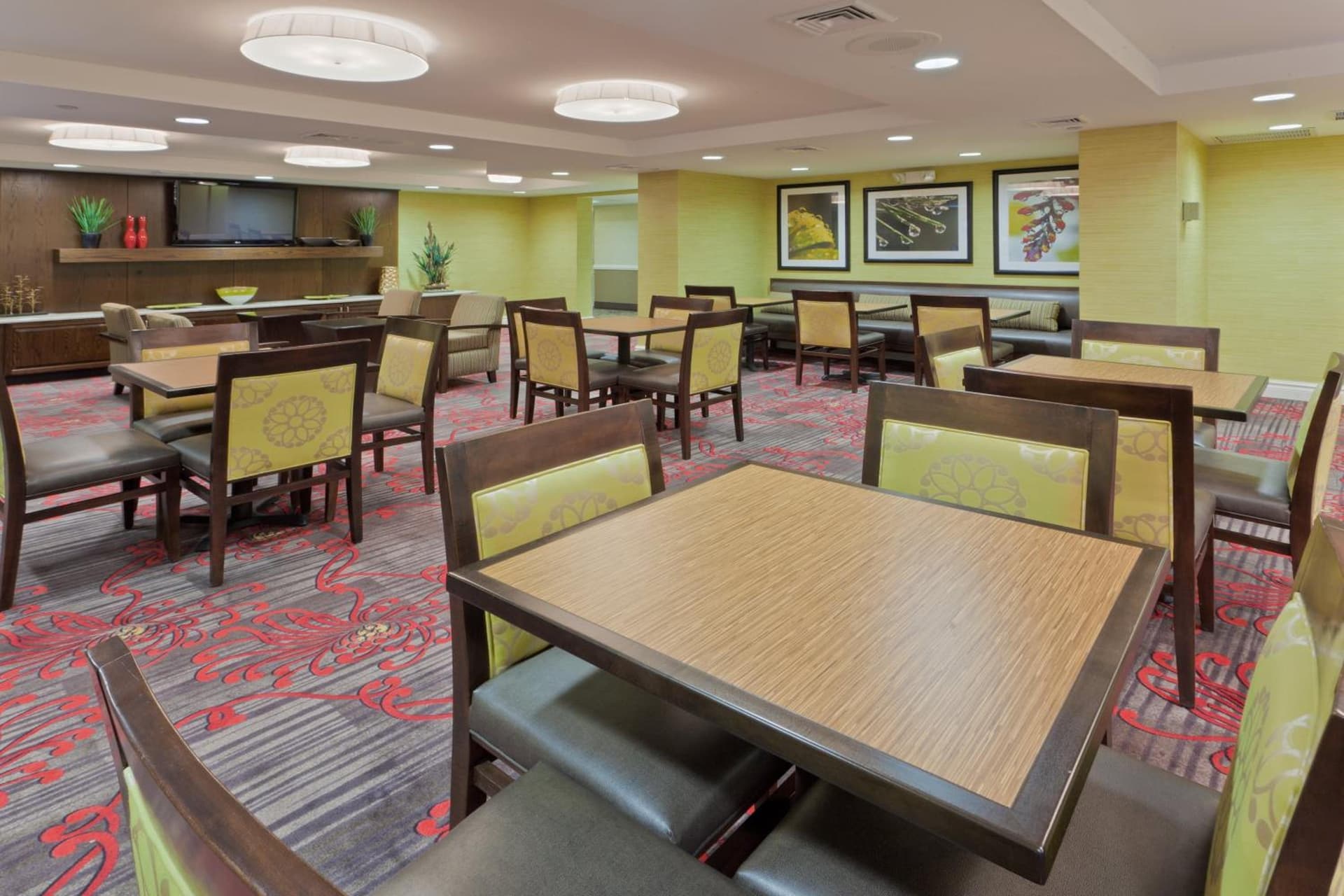 Holiday Inn Express - Neptune by IHG gallery photo in Neptune City, NJ — image 26
