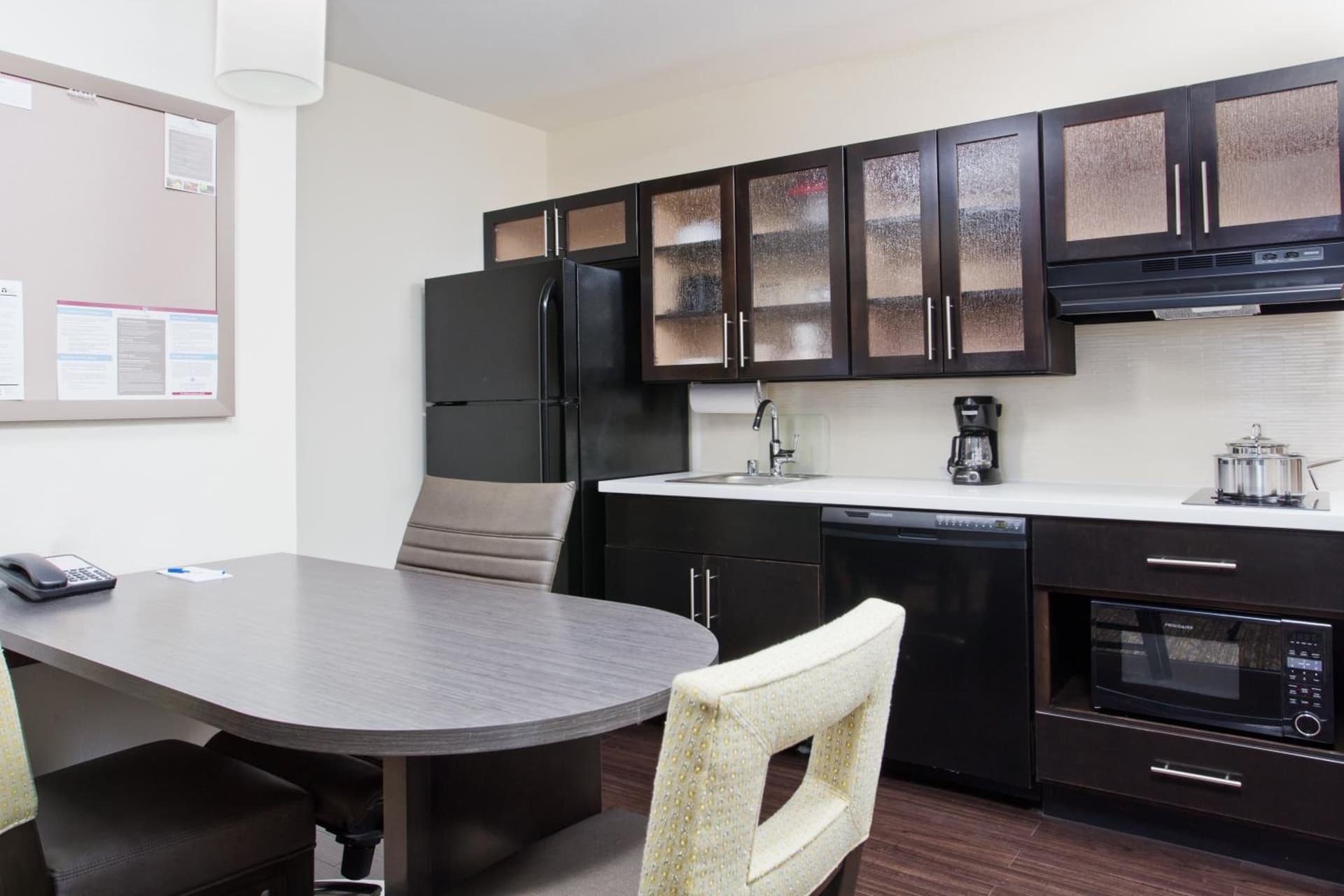 Candlewood Suites Fort Campbell - Oak Grove by IHG gallery photo in Oak Grove, KY — image 31