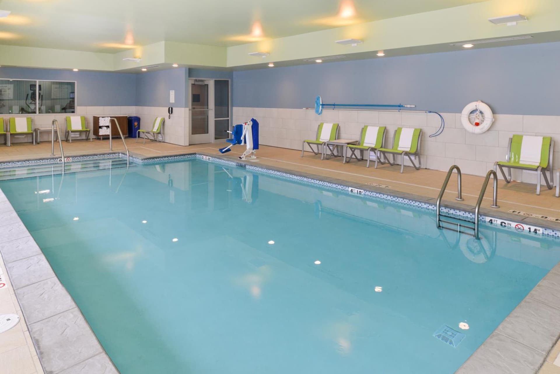 Holiday Inn Express & Suites - Ogallala by IHG property views in Ogallala, NE — gallery photo 3