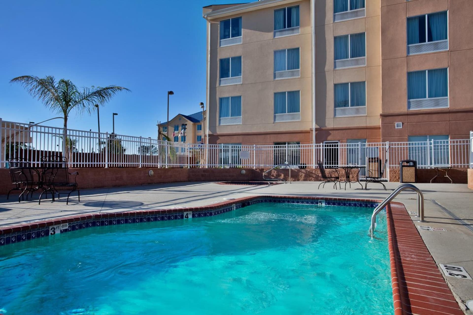 Holiday Inn Express New Orleans East by IHG gallery photo in New Orleans, LA — image 11
