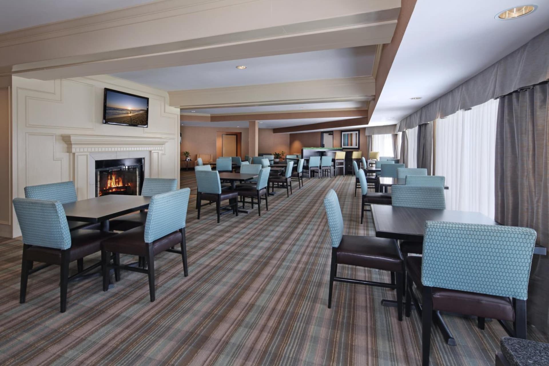 Holiday Inn Express Port Hueneme by IHG gallery photo in Port Hueneme, CA — image 7