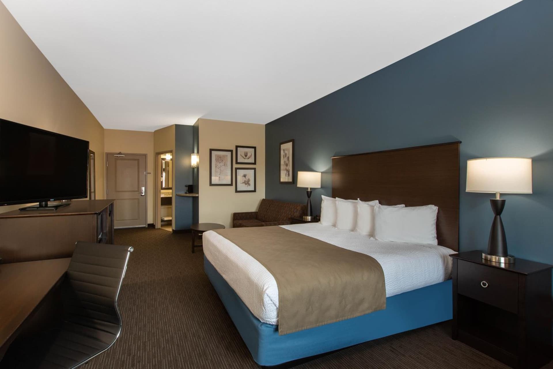 AmericInn by Wyndham Sioux Falls North gallery photo in Sioux Falls, SD — image 6