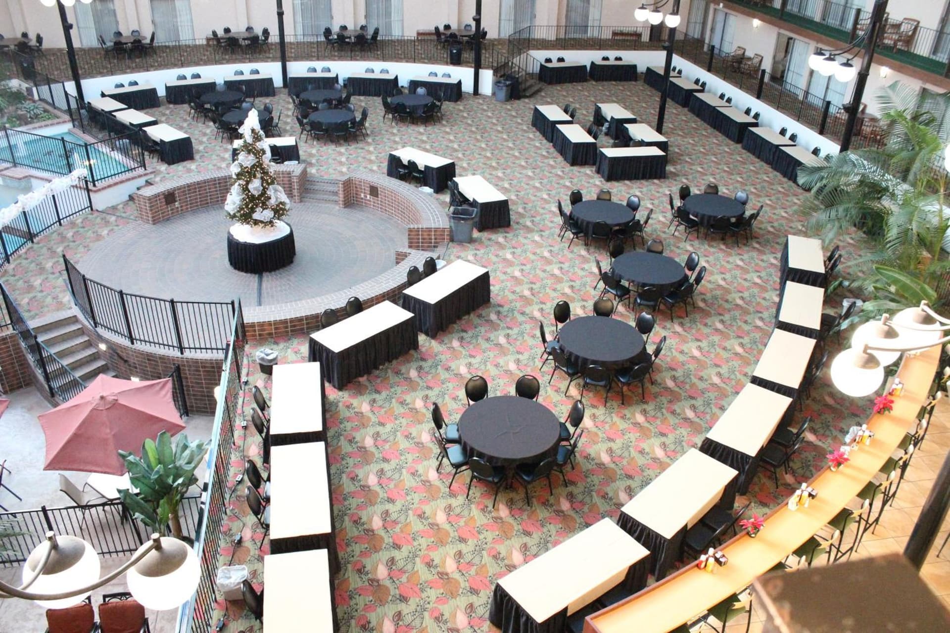 Holiday Inn Des Moines-Airport Conf Center by IHG gallery photo in Des Moines, IA — image 17