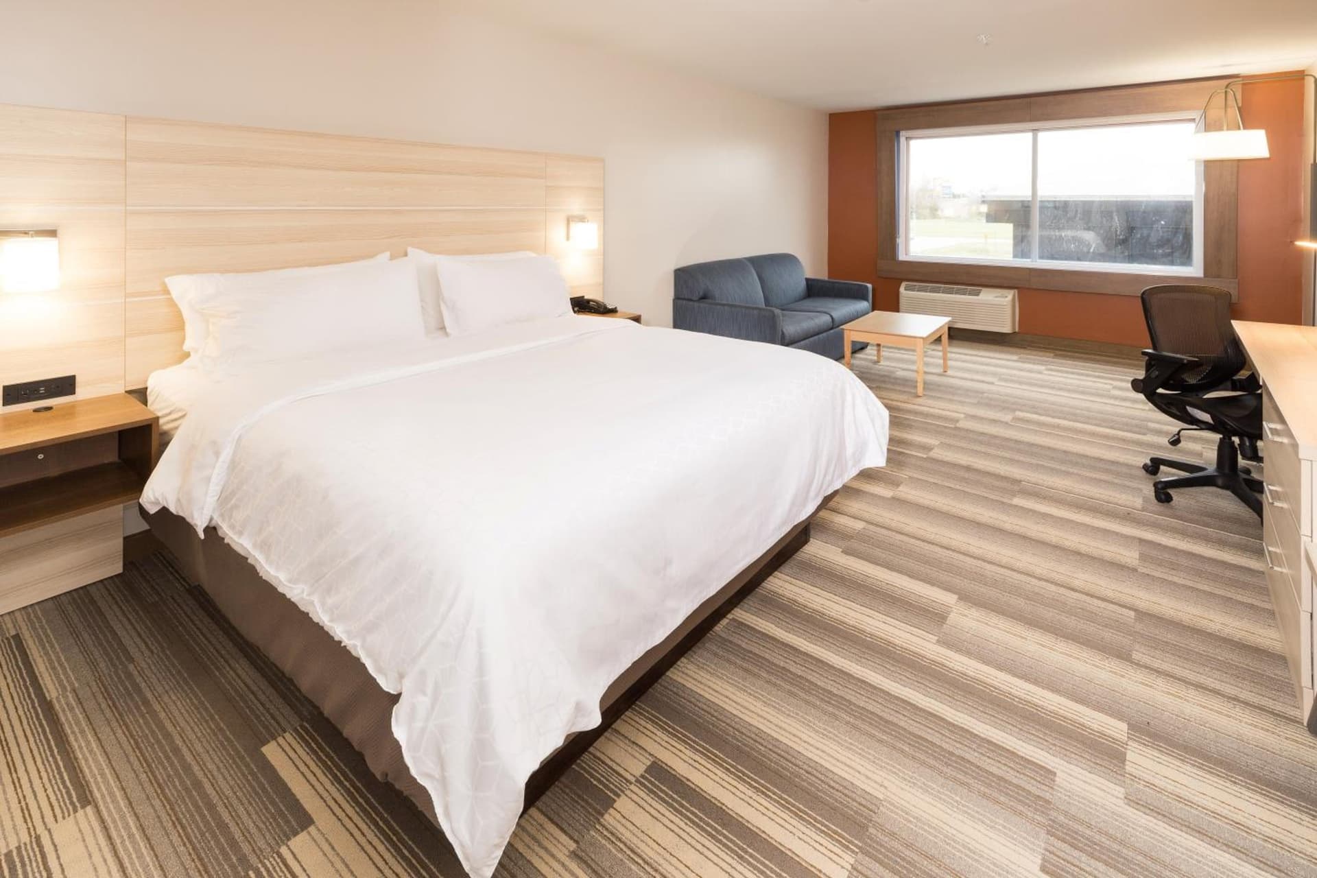 Holiday Inn Express & Suites - Auburn by IHG gallery photo in Auburn, IN — image 32