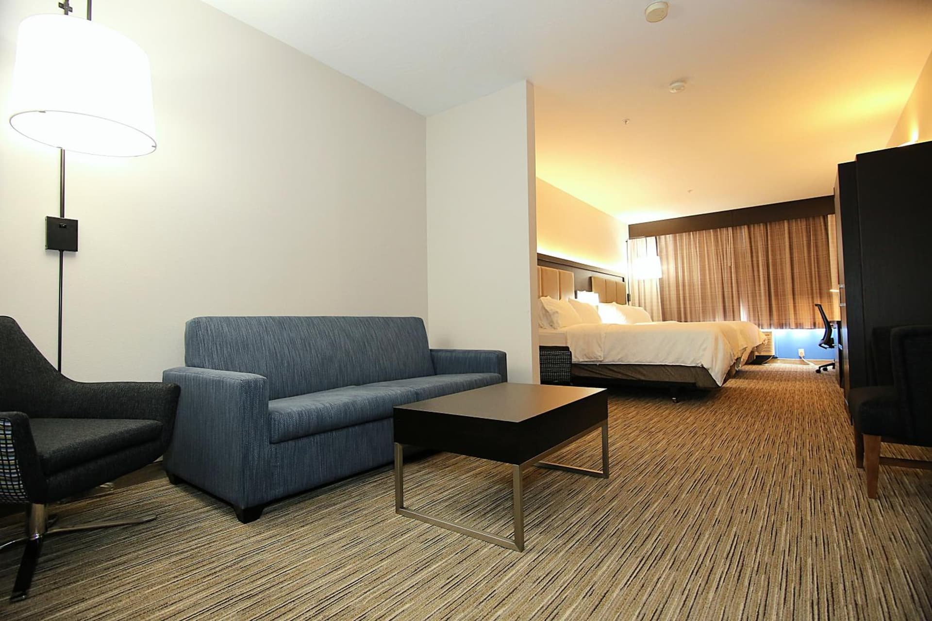 Holiday Inn Express Hotel & Suites Ashland by IHG gallery photo in Ashland, OR — image 42