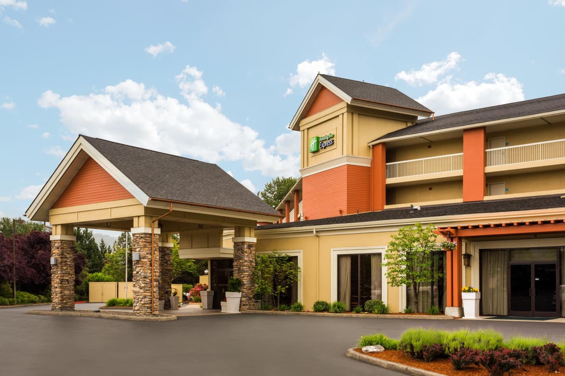 The Lodge at Roseburg — hotel in Roseburg, Oregon