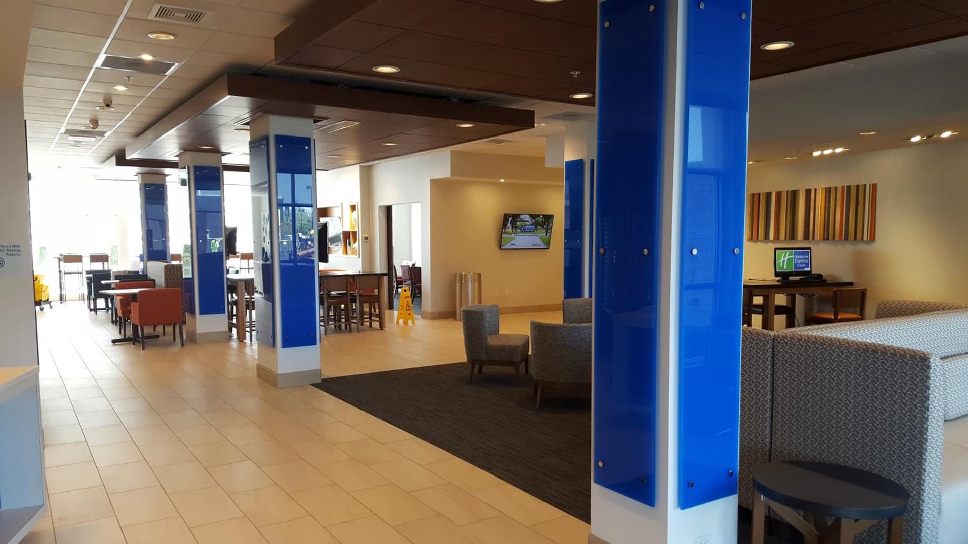 Holiday Inn Express & Suites Toledo West by IHG gallery photo in Toledo, OH — image 12