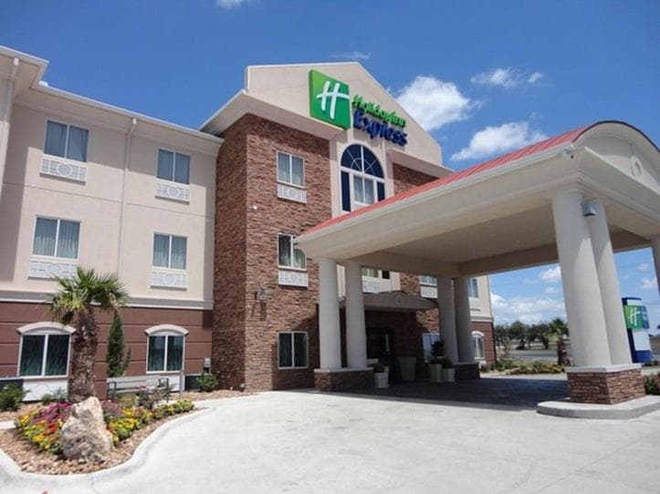 Holiday Inn Express Kenedy by IHG featured exterior or lobby in Kenedy, TX — similar hotel