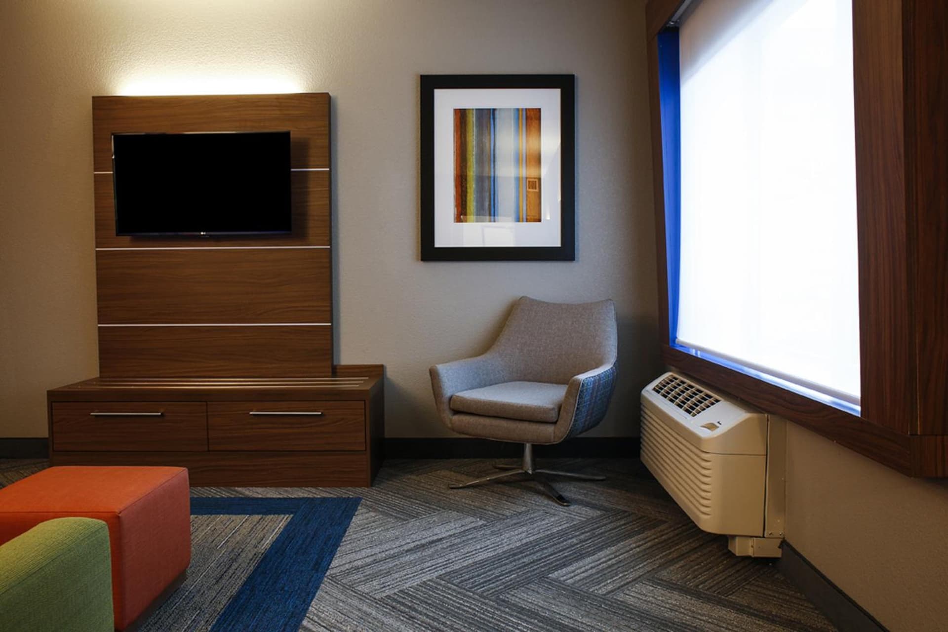 Holiday Inn Express & Suites Downtown Louisville by IHG gallery photo in Louisville, KY — image 32