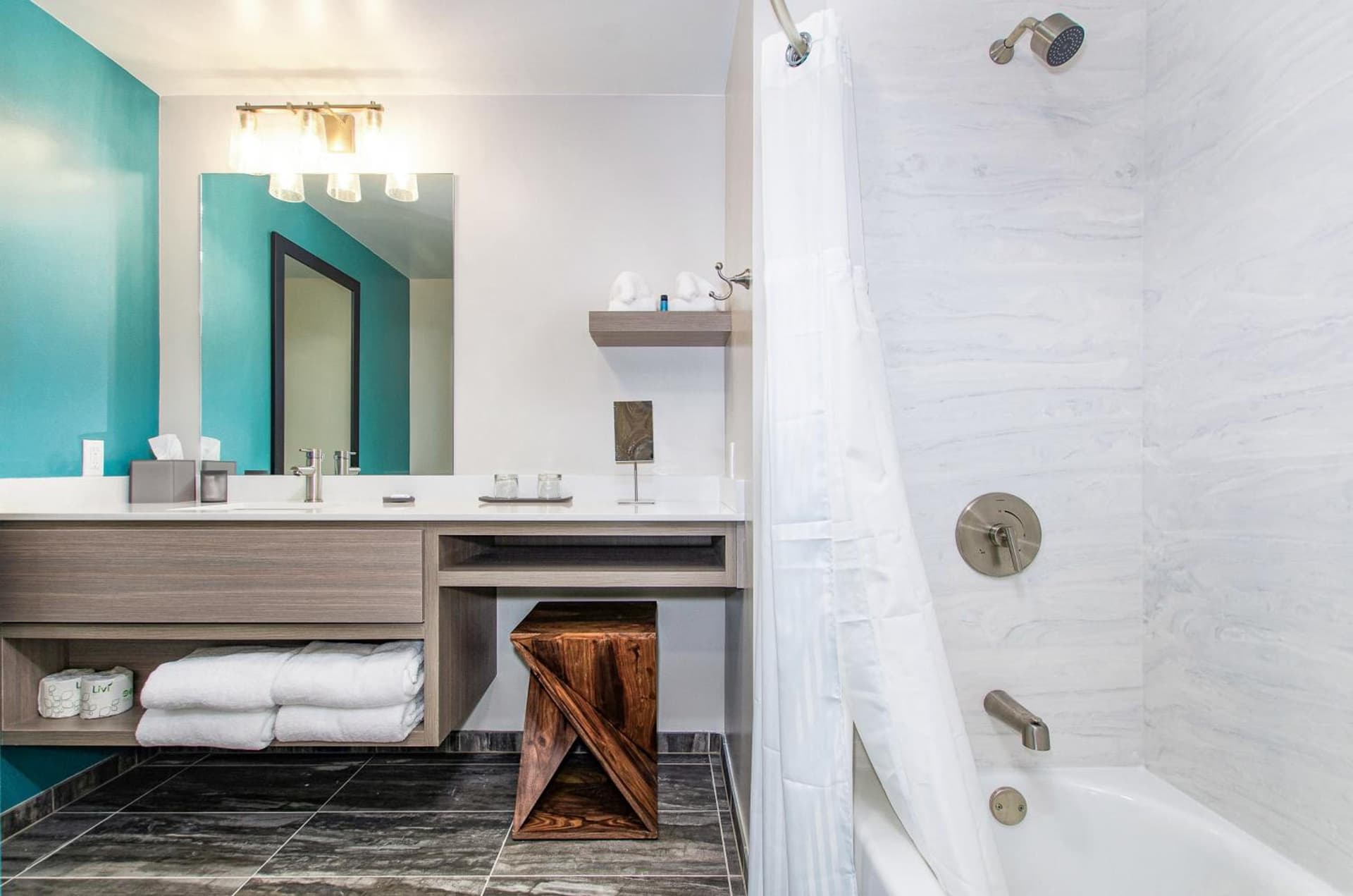 The Independence Hotel interior in Independence, OR — gallery photo 2