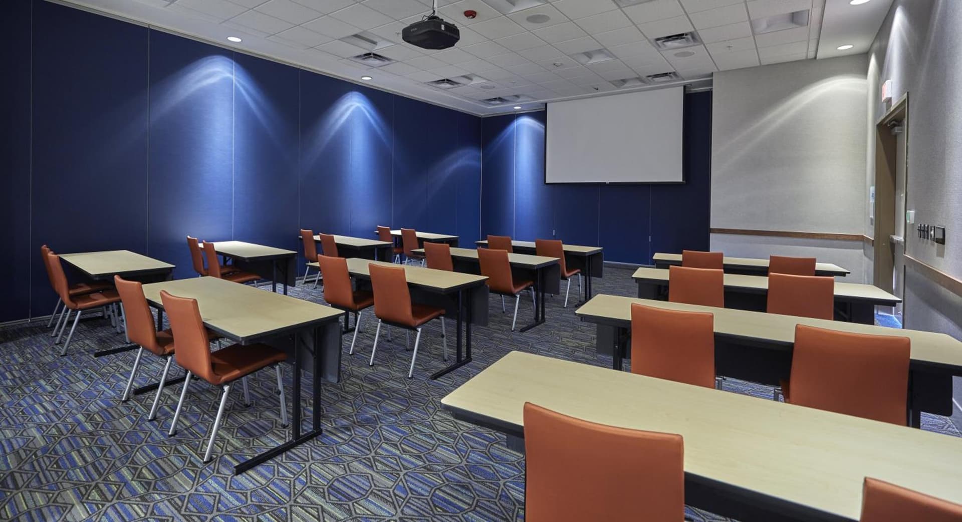 Holiday Inn Express : Eugene - Springfield by IHG gallery photo in Springfield, OR — image 51