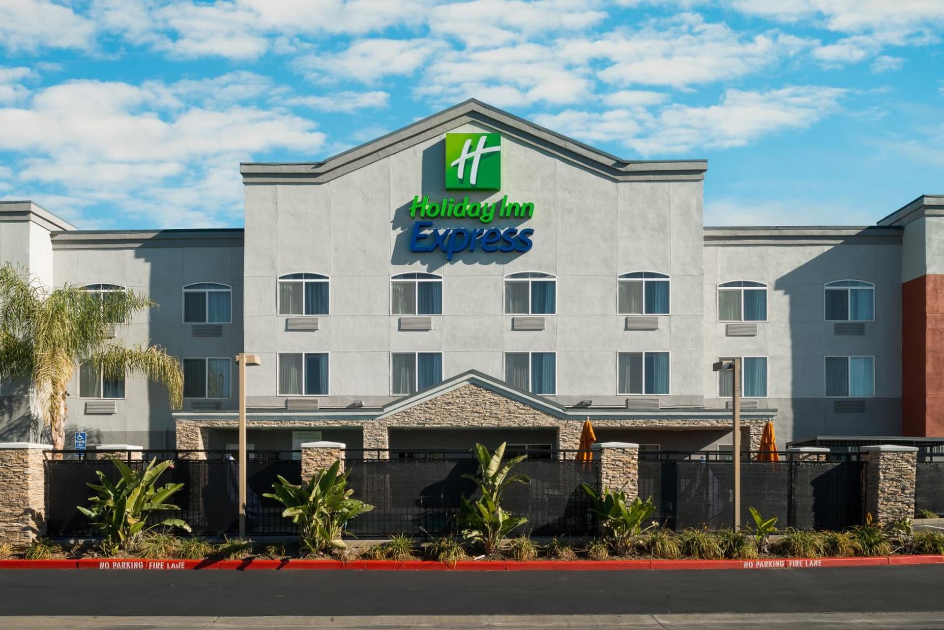 Holiday Inn Express Rocklin - Galleria Area by IHG gallery photo in Rocklin, CA — image 15
