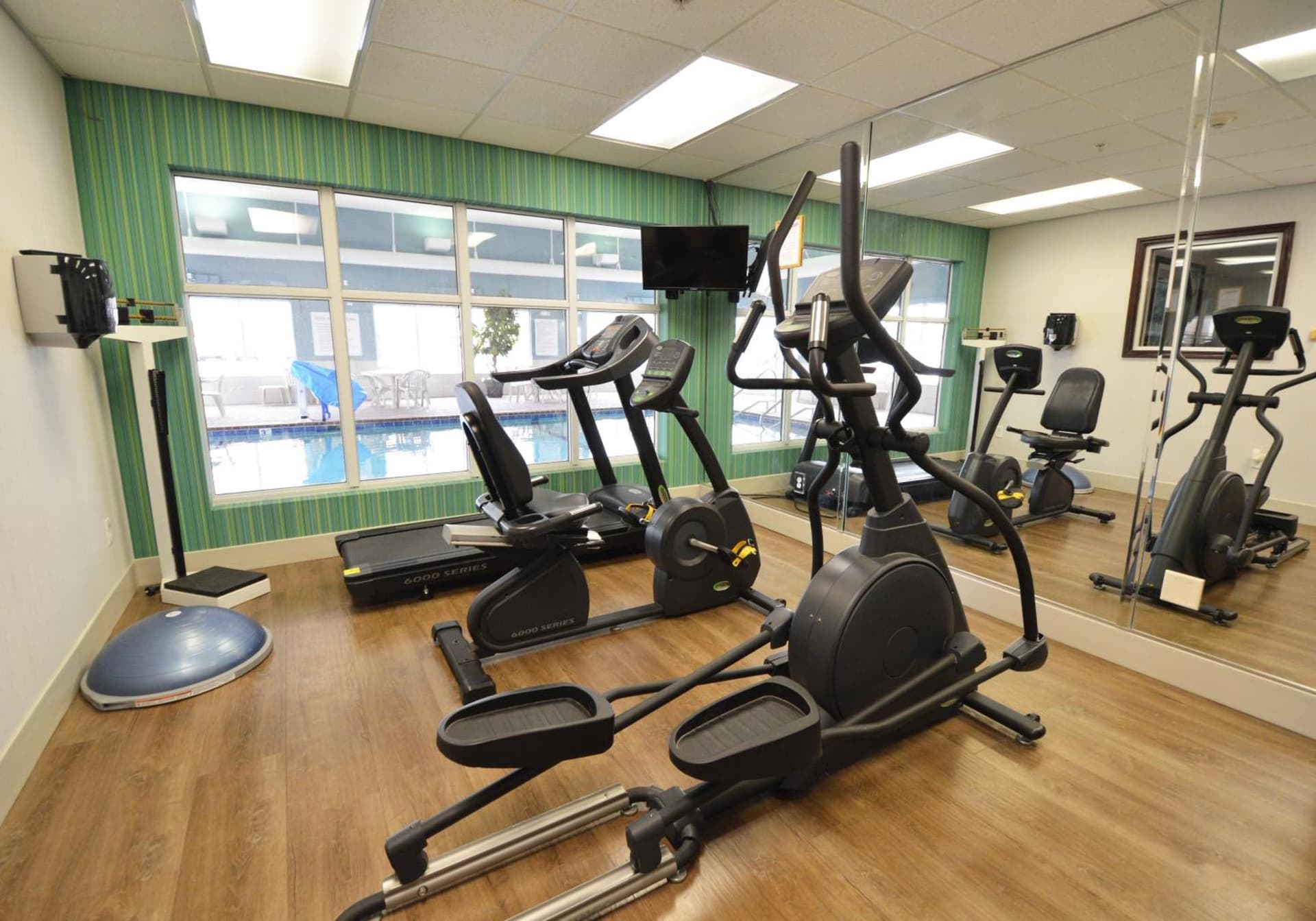Holiday Inn Express Toledo-Oregon by IHG gallery photo in Oregon, OH — image 23