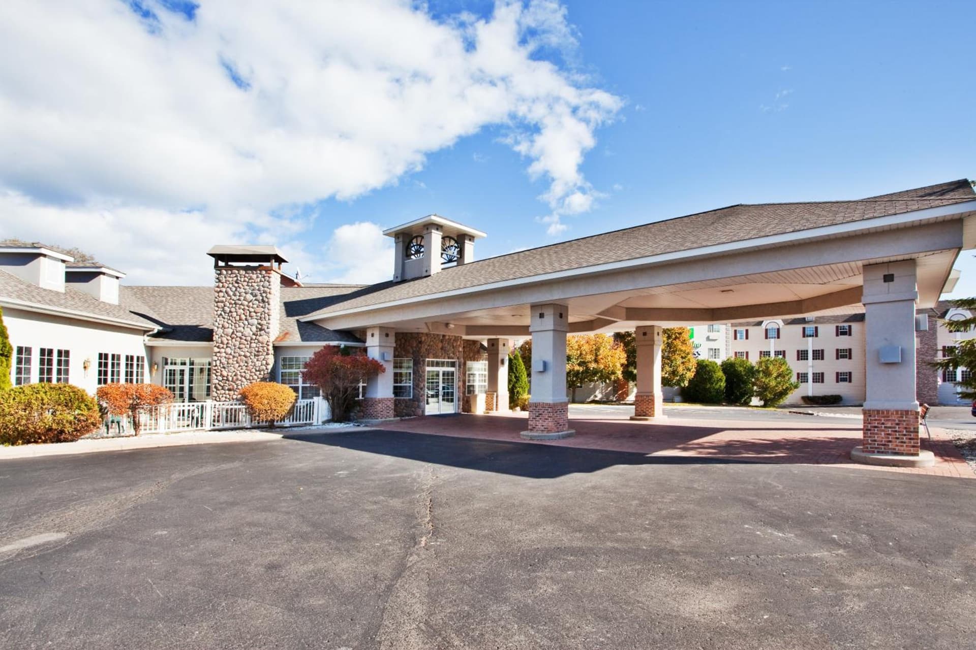 Holiday Inn Express St. Ignace-Lake Front by IHG featured exterior or lobby in Saint Ignace, MI — similar hotel