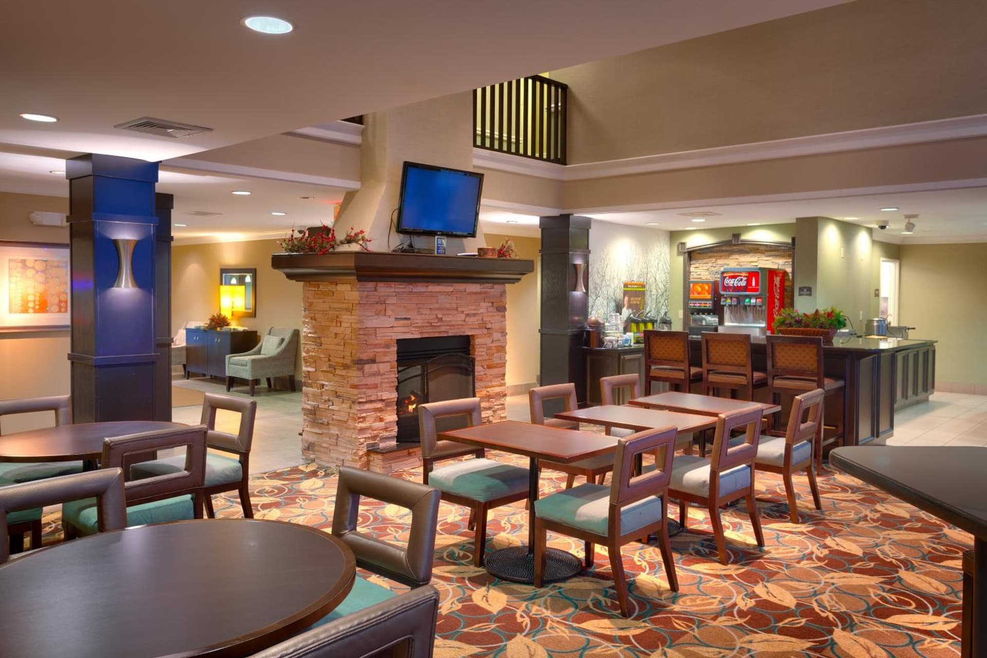 Staybridge Suites Peoria Downtown by IHG interior in Peoria, IL — gallery photo 2