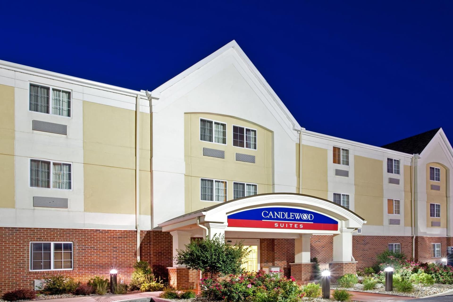Candlewood Suites Merrillville by IHG — hotel in Merrillville, Indiana