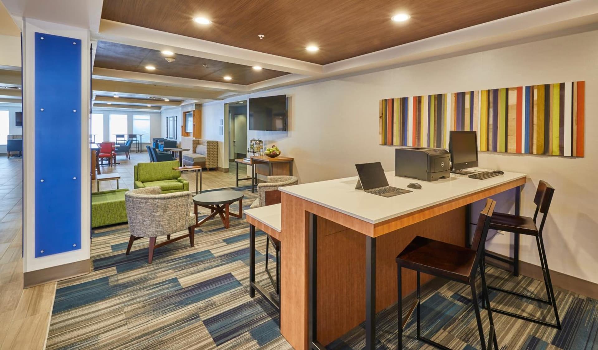 Holiday Inn Express Hotel & Suites Medford-Central Point by IHG gallery photo in Central Point, OR — image 30